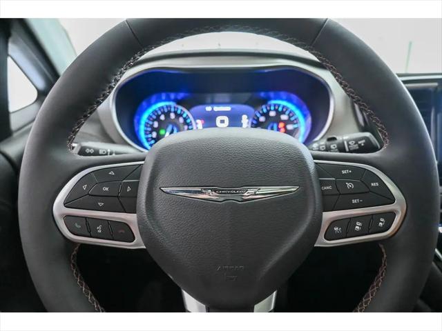 2025 Chrysler Pacifica Pinnacle AWD
