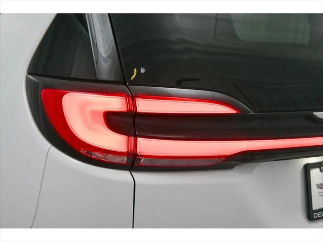 2025 Chrysler Pacifica Pinnacle AWD