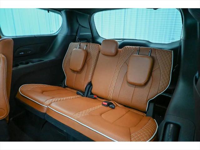 2025 Chrysler Pacifica Pinnacle AWD