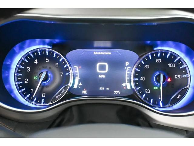 2025 Chrysler Pacifica Pinnacle AWD