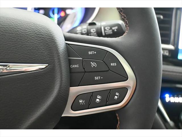 2025 Chrysler Pacifica Pinnacle AWD