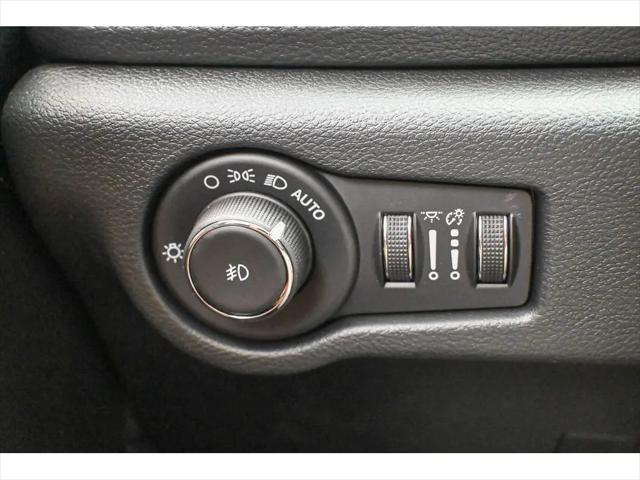 2025 Chrysler Pacifica Pinnacle AWD