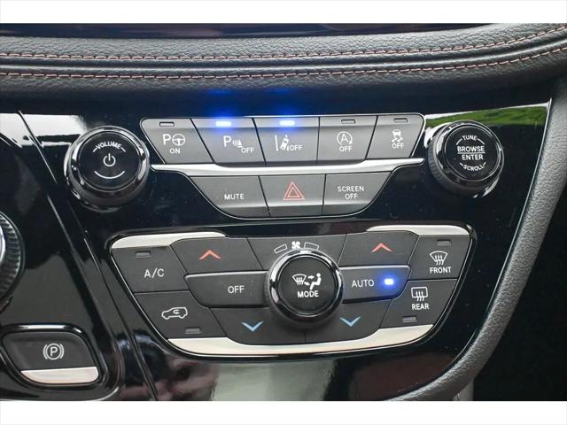 2025 Chrysler Pacifica Pinnacle AWD