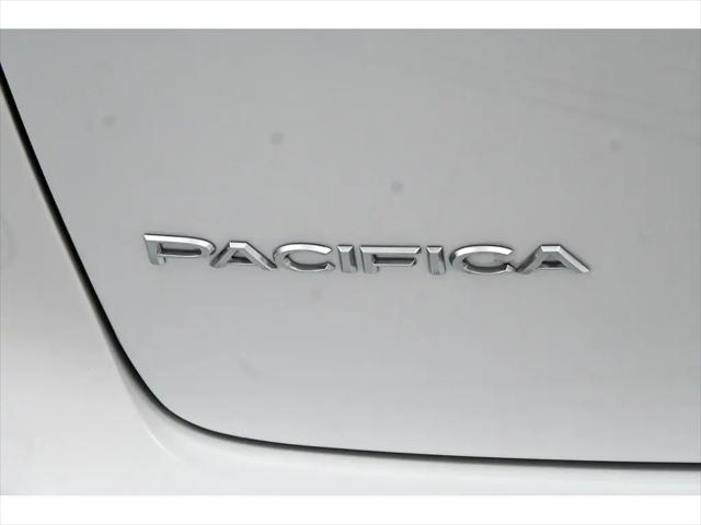 2025 Chrysler Pacifica Pinnacle AWD