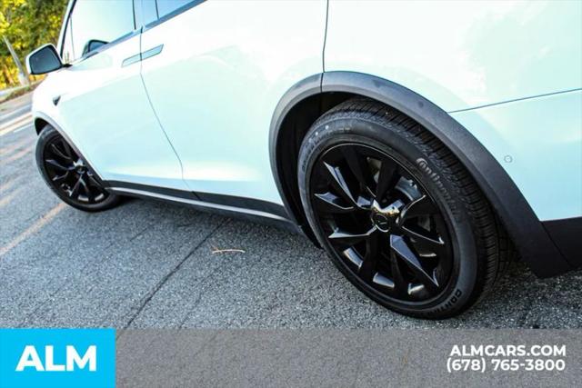 2023 Tesla Model X Base