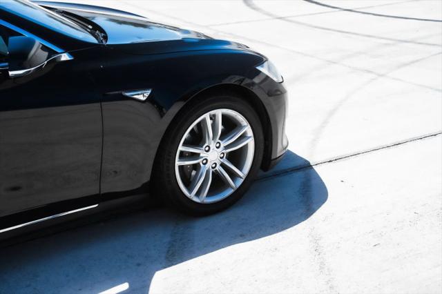2013 Tesla Model S Base