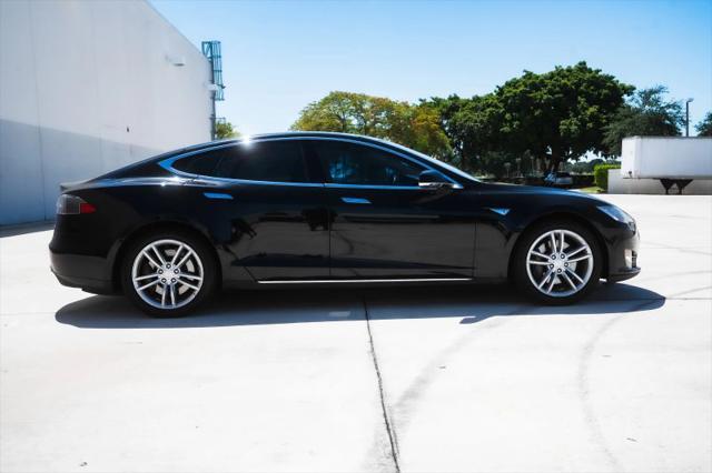 2013 Tesla Model S Base