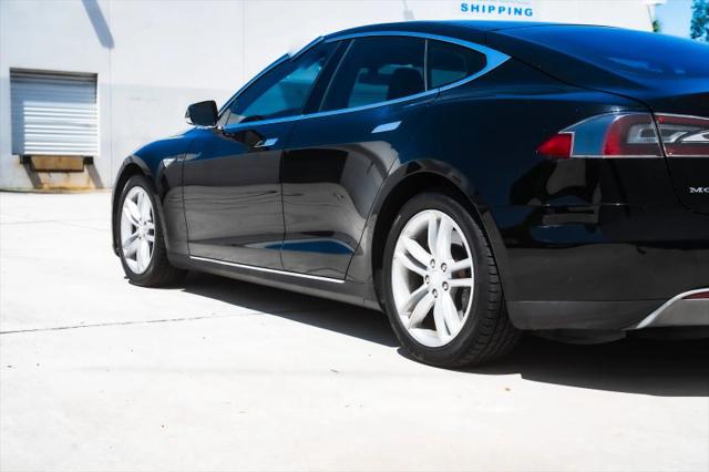 2013 Tesla Model S Base