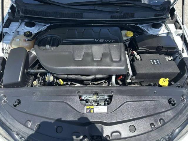 2016 Chrysler 200 S