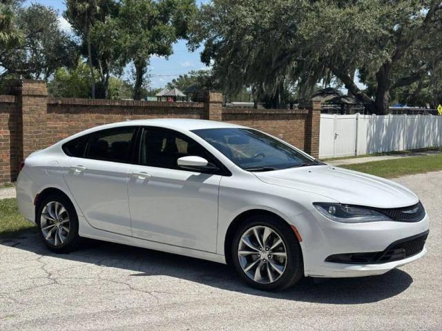 2016 Chrysler 200 S