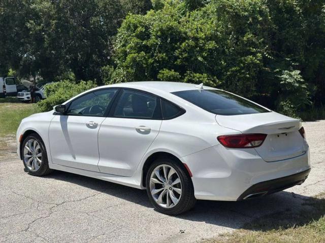 2016 Chrysler 200 S