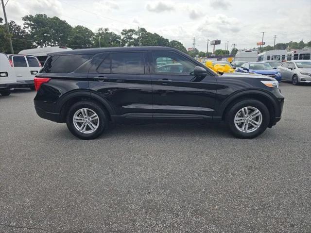 2023 Ford Explorer Base