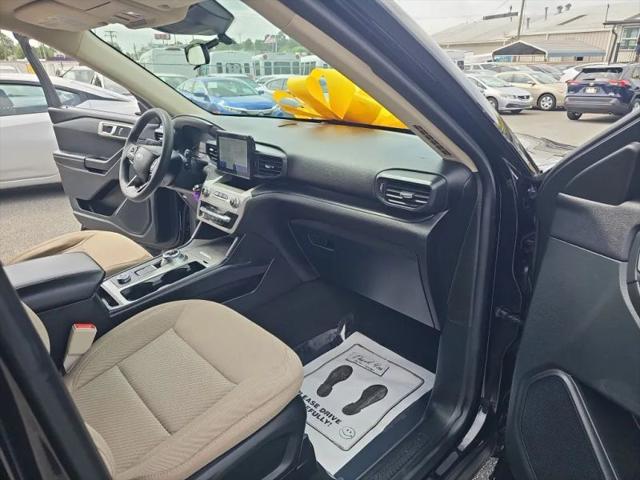 2023 Ford Explorer Base