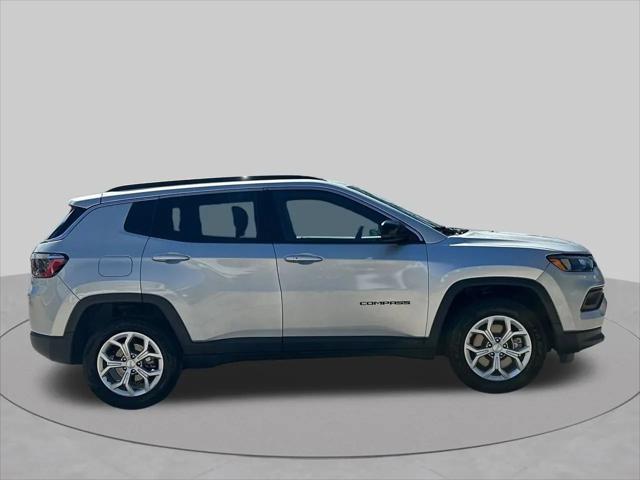 2024 Jeep Compass Latitude 4x4