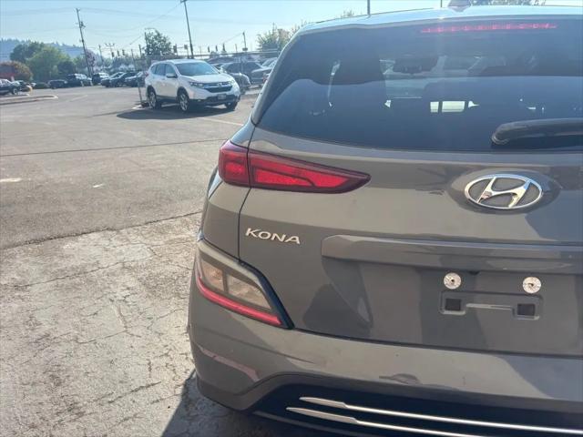 2023 Hyundai Kona EV SE