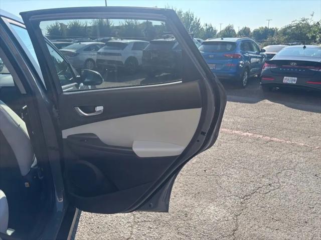 2023 Hyundai Kona EV SE