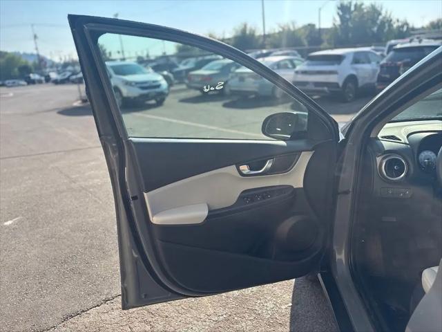 2023 Hyundai Kona EV SE