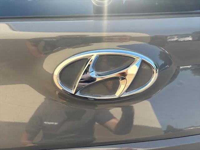 2023 Hyundai Kona EV SE