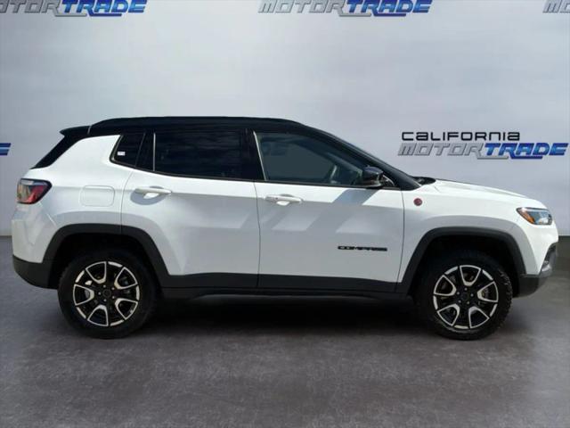 2025 Jeep Compass Trailhawk 4x4