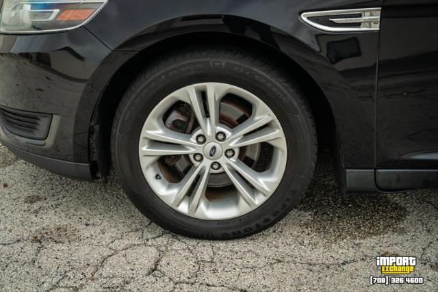 2018 Ford Taurus SE