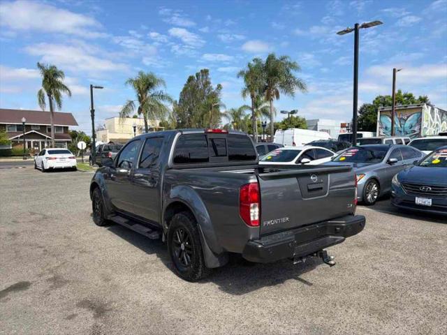 2021 Nissan Frontier Crew Cab SV 4x2