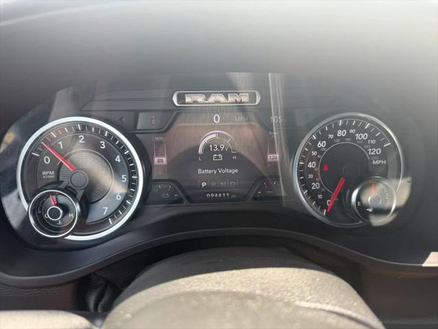 2019 Ram 1500 Big Horn/Lone Star Crew Cab 4x4 57 Box