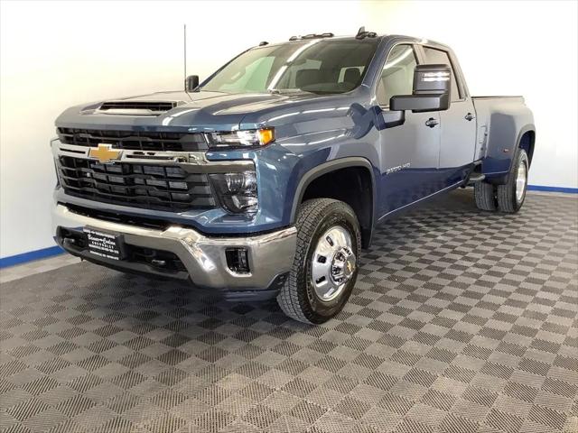 2026 Chevrolet Silverado 3500HD Crew Cab, Long Bed, LT Dual Rear Wheel, RWD for sale in Higginsville, MO