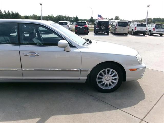 2004 Hyundai XG350 Base