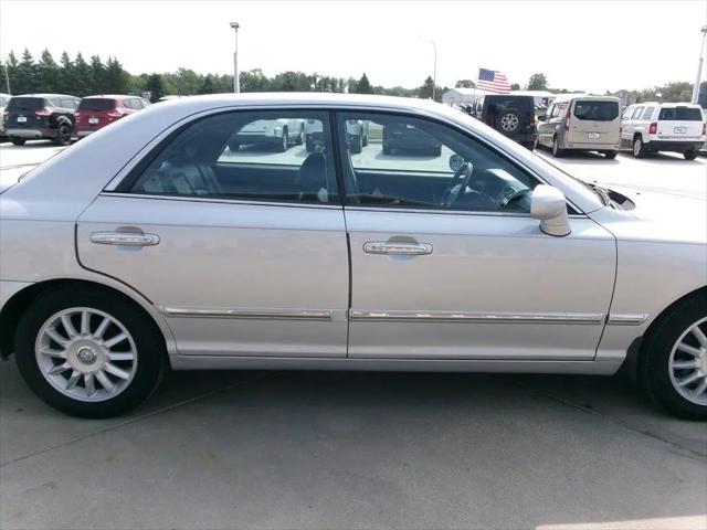 2004 Hyundai XG350 Base