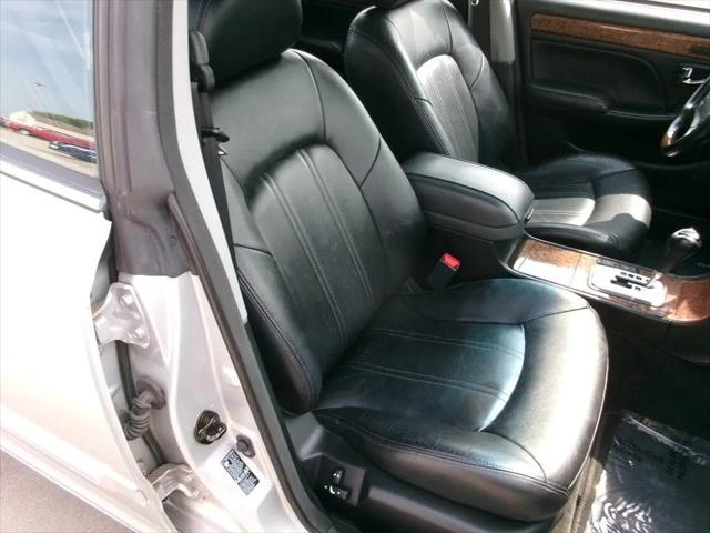 2004 Hyundai XG350 Base