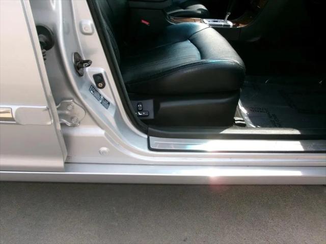 2004 Hyundai XG350 Base