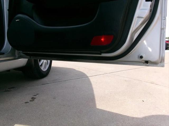 2004 Hyundai XG350 Base