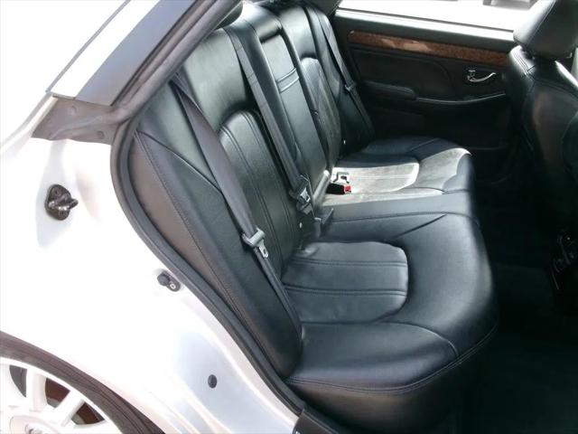 2004 Hyundai XG350 Base