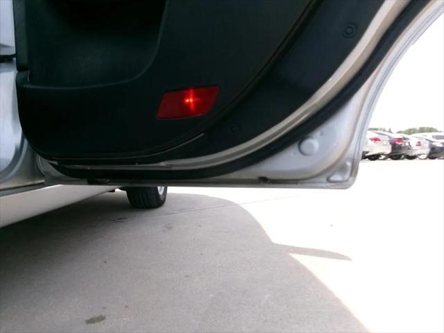 2004 Hyundai XG350 Base