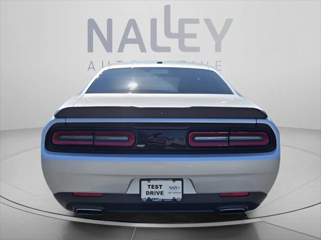 2021 Dodge Challenger SXT