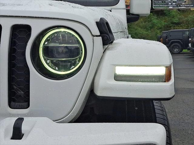 2022 Jeep Gladiator Sport