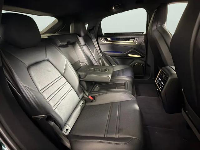2025 Porsche Cayenne Turbo GT