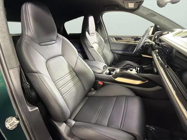 2025 Porsche Cayenne Turbo GT