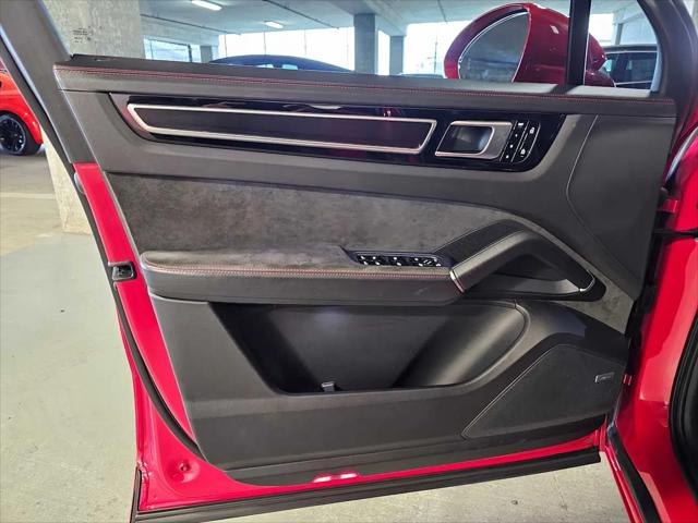 2021 Porsche Cayenne GTS
