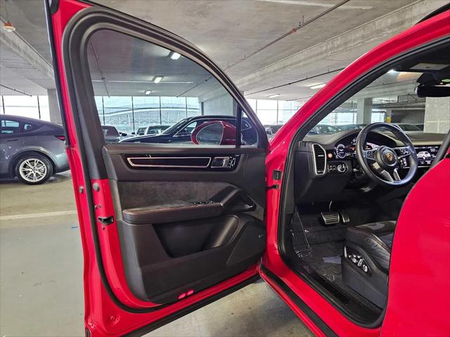 2021 Porsche Cayenne GTS