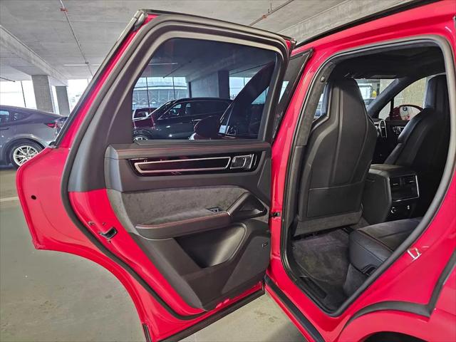 2021 Porsche Cayenne GTS