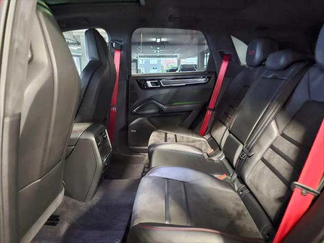 2021 Porsche Cayenne GTS