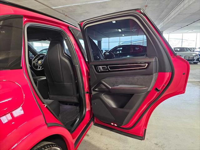 2021 Porsche Cayenne GTS