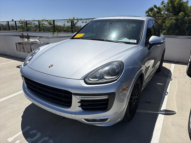 2016 Porsche Cayenne GTS
