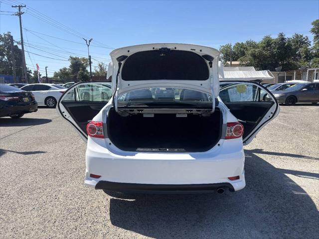 2011 Toyota Corolla S