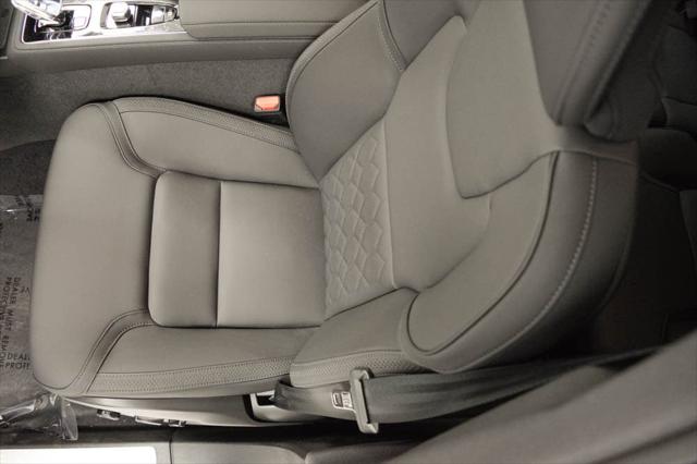 2026 Volvo XC90 Plus, B6 AWD Gas mild hybrid, Gasoline, Bright, 7 Seats