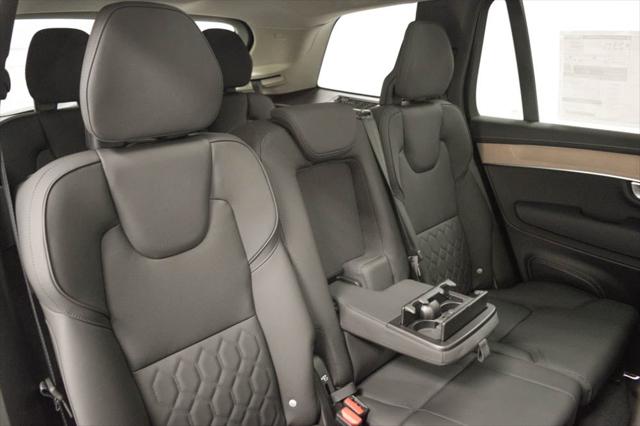 2026 Volvo XC90 Plus, B6 AWD Gas mild hybrid, Gasoline, Bright, 7 Seats