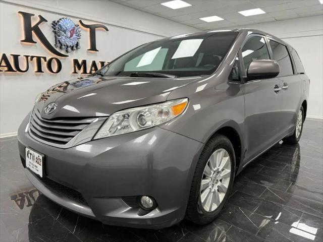 2015 Toyota Sienna XLE 7 Passenger for sale in Paterson, NJ