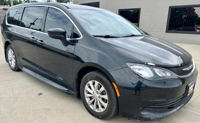 2017 Chrysler Pacifica Touring for sale in Sedalia, MO