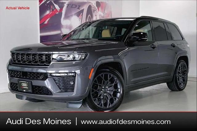 2026 Jeep Grand Cherokee Summit 4x4 for sale in Johnston, IA